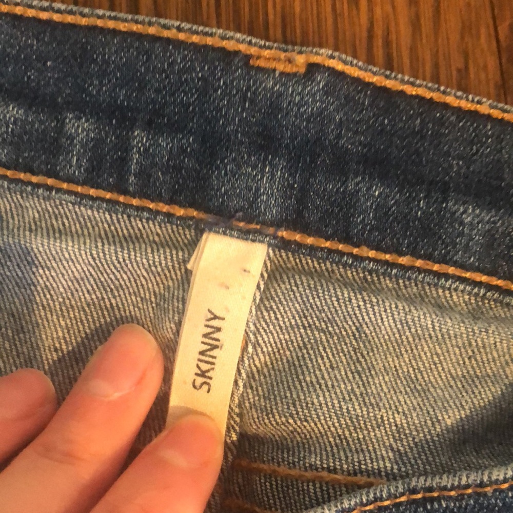 rag & bone light wash skinny jeans - Picture 6 of 9